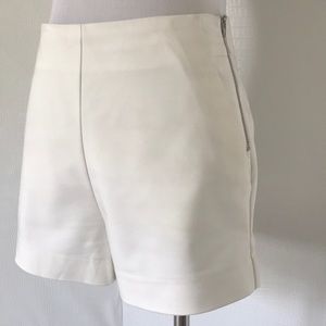 FOREVER 21 SHORTS HIGH WAIST.